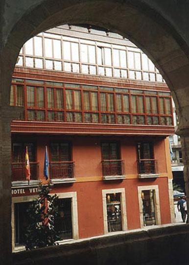 Hotel Vetusta Oviedo Bagian luar foto